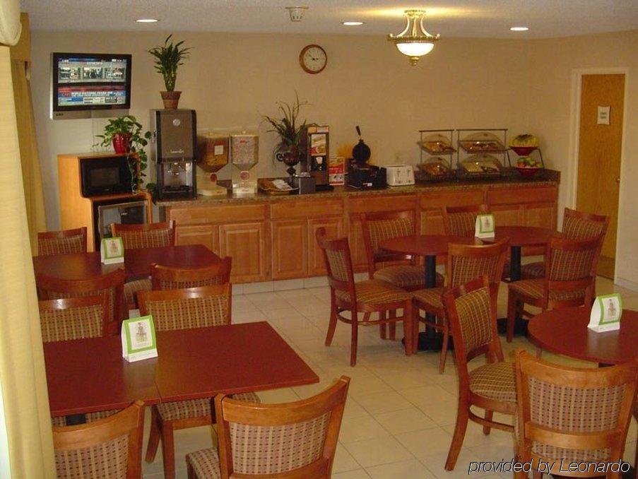 Days Inn & Suites By Wyndham Bloomington/Normal Il Restaurant photo